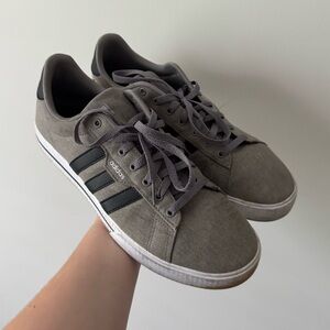 Adidas Men’s Casual Sneaker Gray Size 12